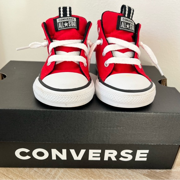 Lightly worn, red/black/white mid high-top converse-sneaker, infant US 5. - Picture 2 of 6